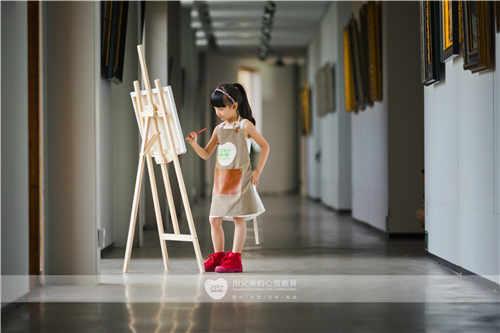 考察儿童美术教育加盟品牌