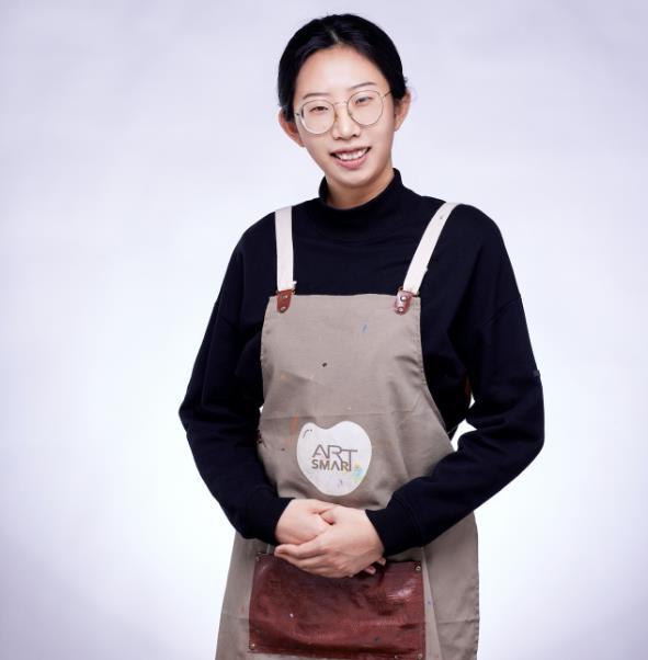 斯玛特儿童美术教育加盟校区教师闫敬宜