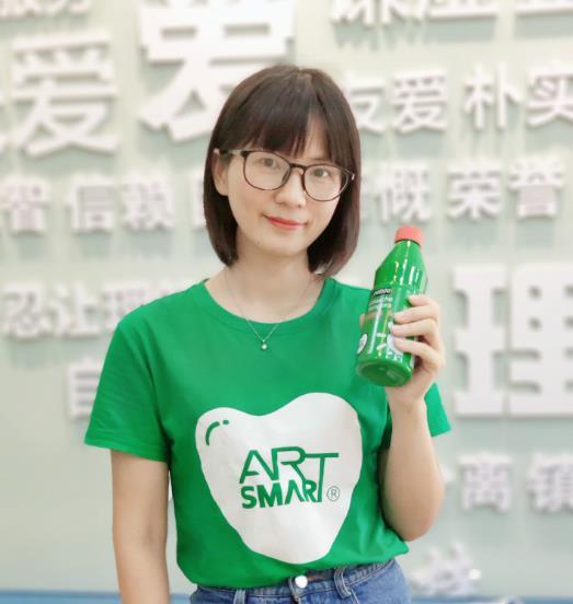 斯玛特儿童美术教育加盟校区教师张丹妮